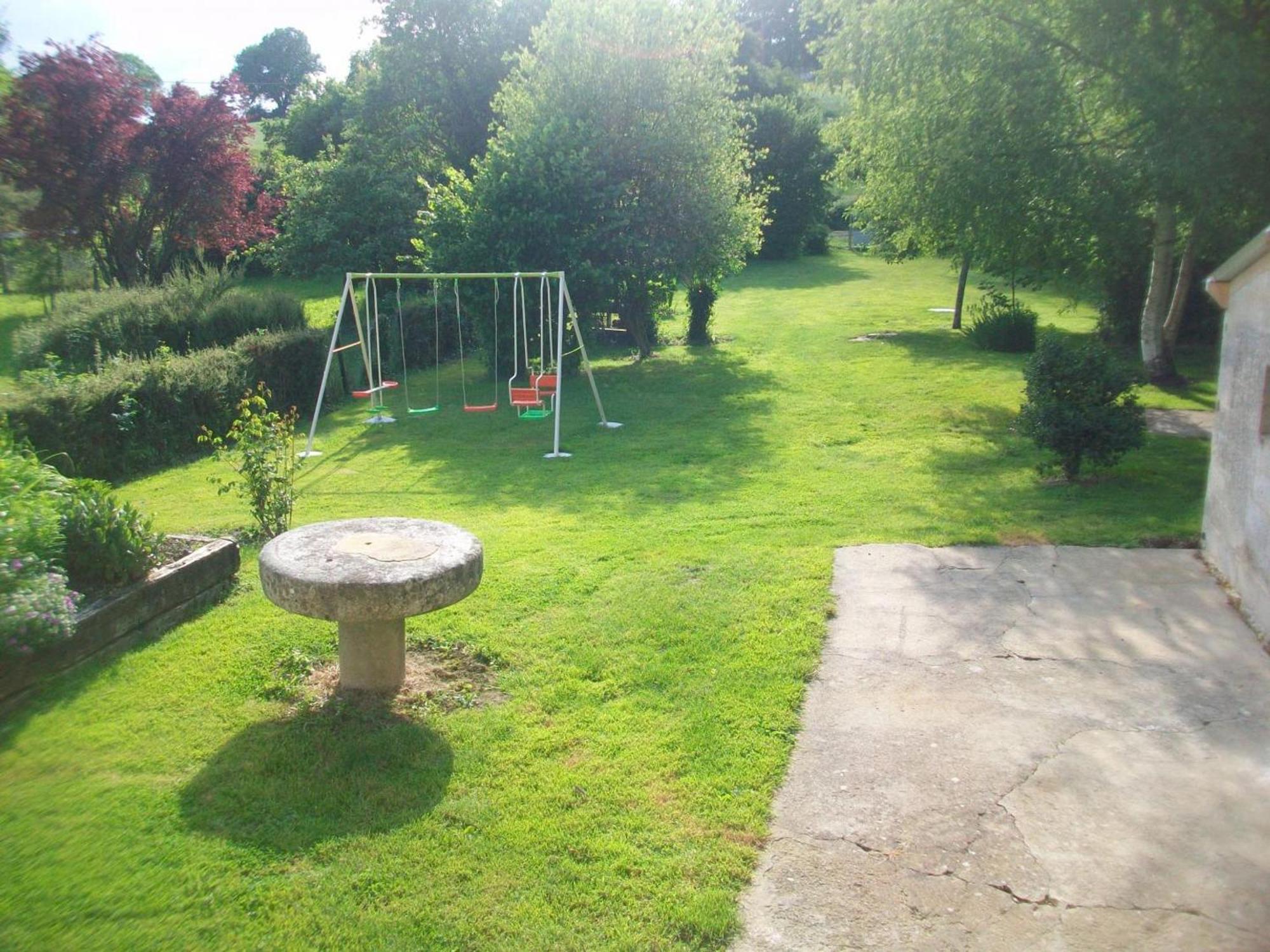 Gîte La Mesnière, 5 pièces, 12 personnes - FR-1-497-65 Esterno foto